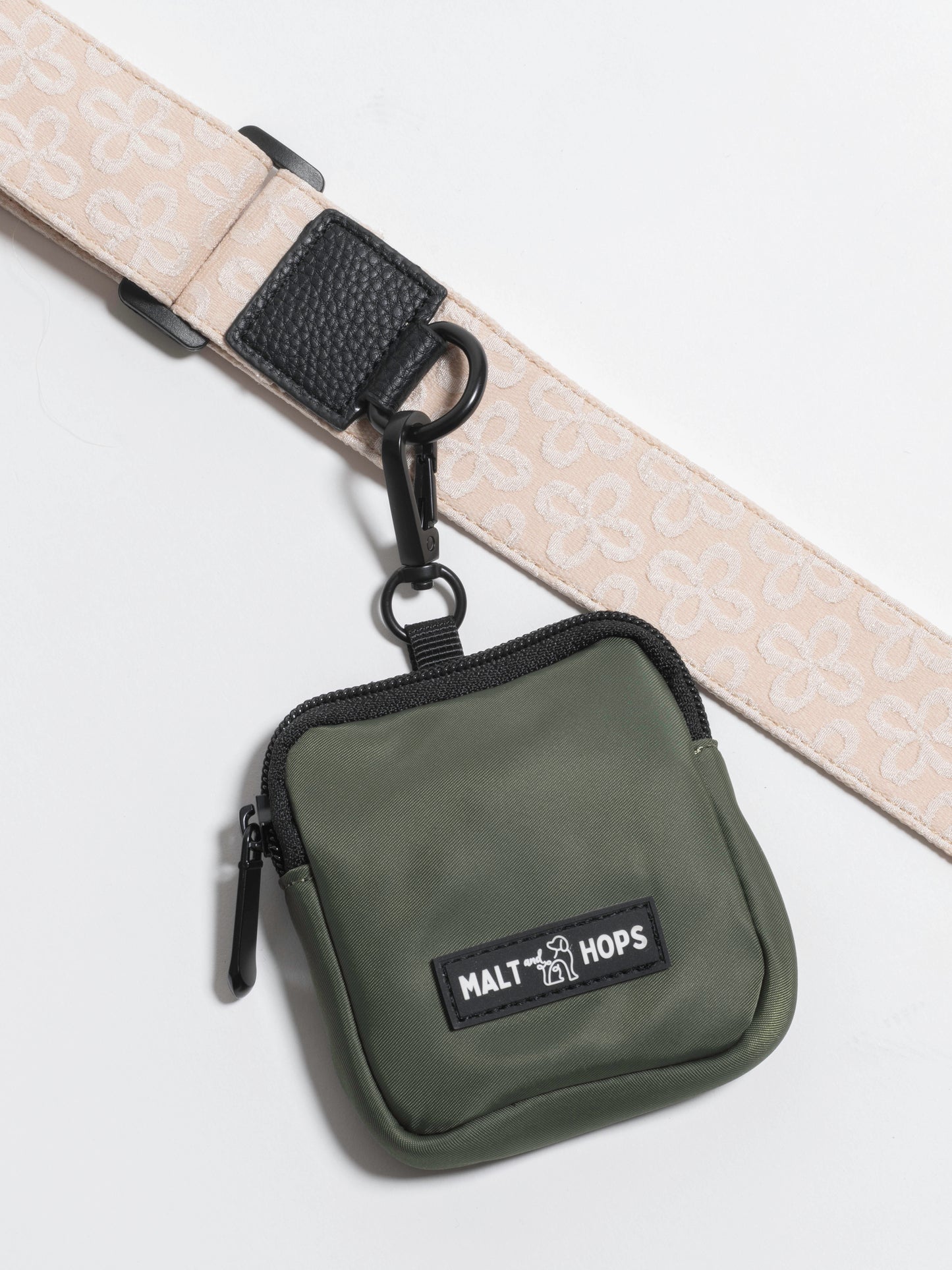Rye White Flower Bag Strap