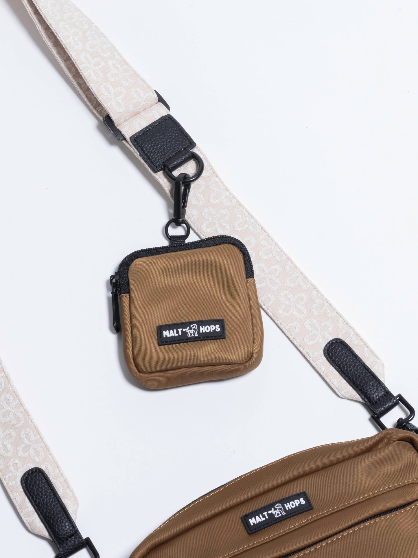 Rye White Flower Bag Strap